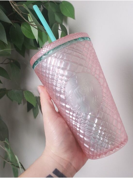 Starbucks Accessories - 🤍 Starbucks Pearl Peach Jeweled Diamond Grande 2023